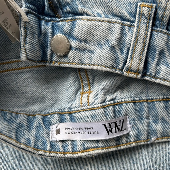 Zara Jeans - mom fit - Picture 4 of 4
